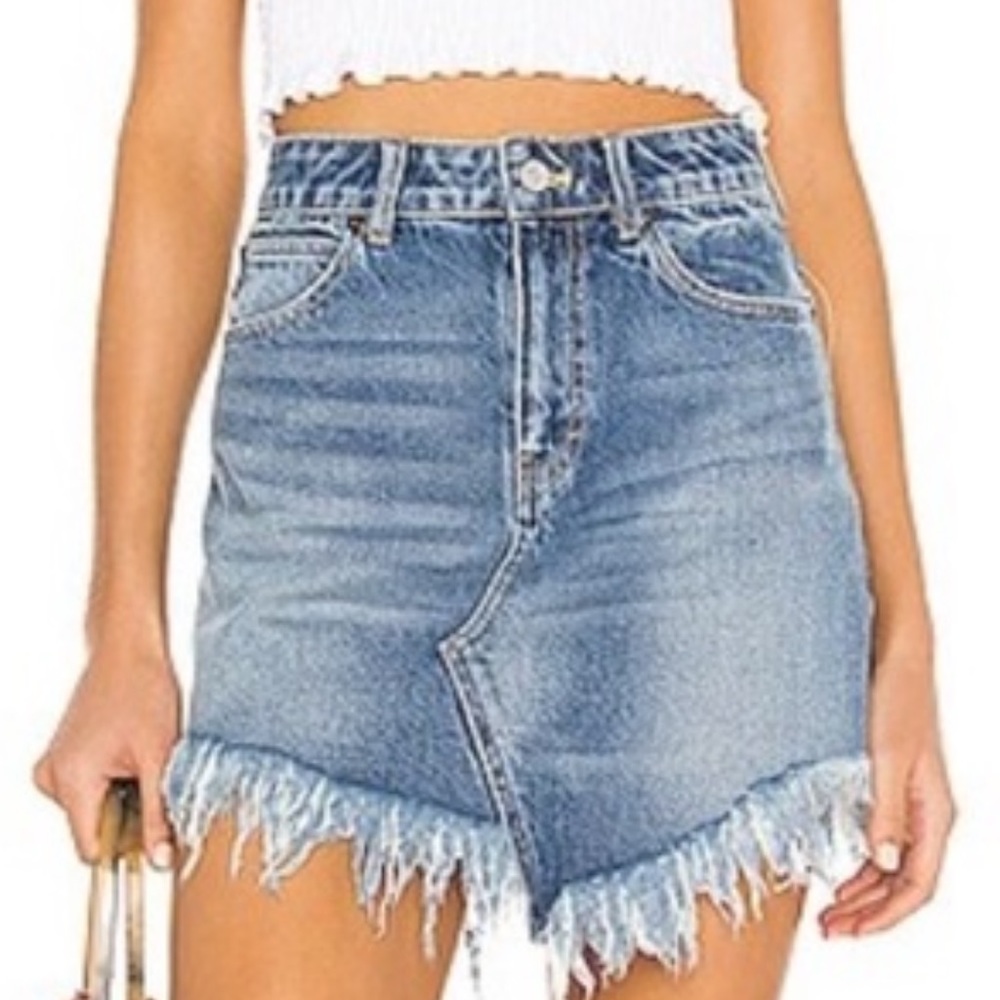 Bailey Fray Hem Miniskirt!
